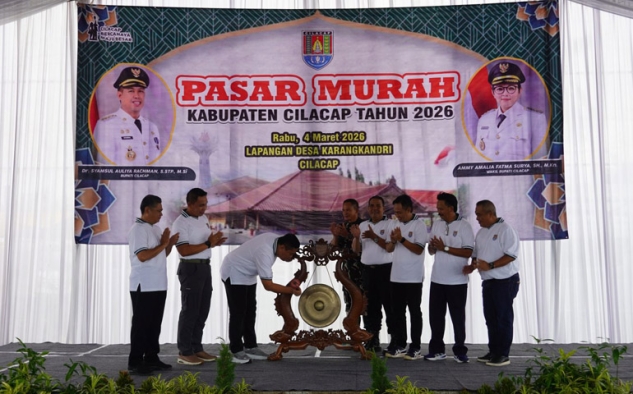 Jaga Stabilitas Harga dan Kendalikan Inflasi Jelang Lebaran, Pemkab Cilacap Gelar Pasar Murah