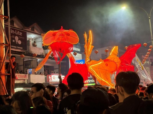 Cap Go Meh 2026 di Kalbar Tampilkan Harmoni Budaya Lewat Festival Naga Bersinar dan Parade Tatung  