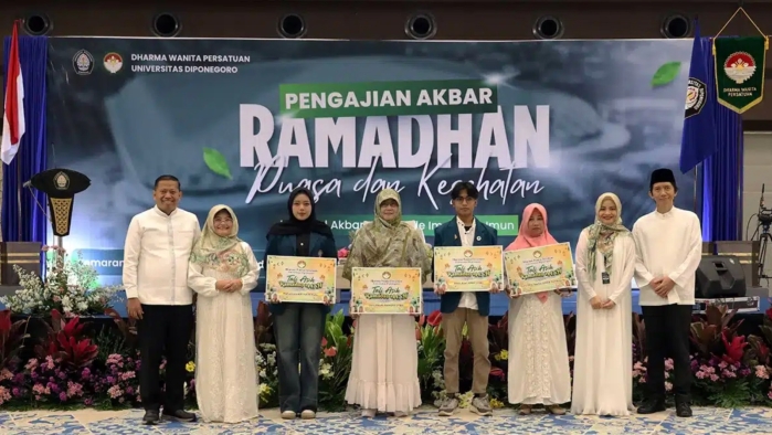 DWP Undip Upgrade Iman dan Imun Bersama dr. Zaidul Akbar serta Beri Tali Asih Yatim Piatu