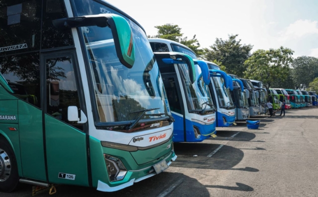 325 Bus Siap Angkut 16.186 Pemudik dalam Program Mudik Gratis Jateng dari TMII