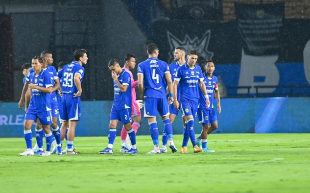 Persib Terdepan dalam Perburuan Gelar BRI Super League 2025/26, Marc Klok Minta Tim Tetap Fokus