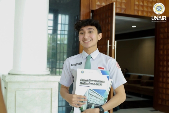 Siswa Banjarmasin Ahmad Deedat Raih Golden Ticket Universitas Airlangga 2026