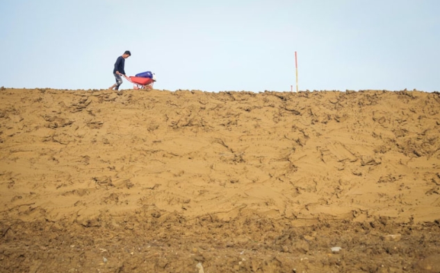 Pemprov Jateng Minta Percepatan Perbaikan Tanggul Sungai Tuntang yang Retak