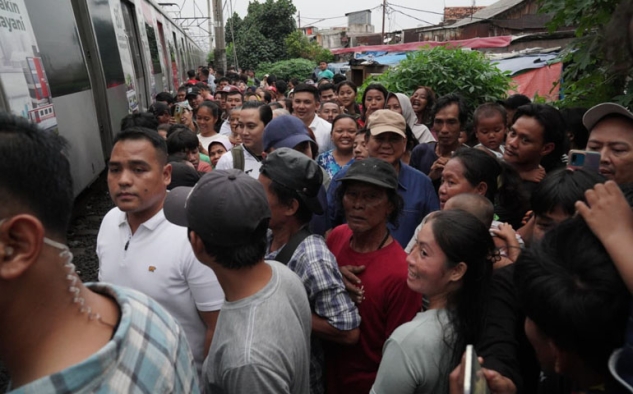 Dikunjungi Prabowo, Warga: Seumur-umur Dikunjungi Presiden Baru Kali Ini