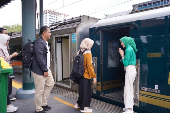 KAI Wisata Hadirkan “Scenic Chill April Thrill” Dari Rp 300,000, Pilihan Perjalanan Premium dengan Kereta Priority dan Panoramic Selama April 2026