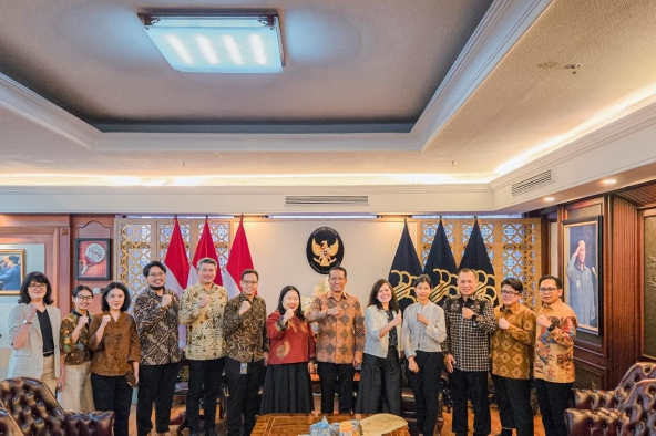 Bertemu Menteri Hukum, Platform Digital Berkomitmen Mendukung Aturan Pemerintah terkait Perlindungan Anak