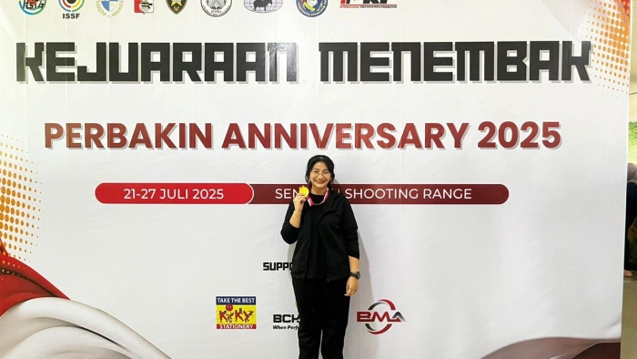 Raina Ghina Fairuz, Lulusan SCU yang Punya Segudang Prestasi di Bidang Menembak
