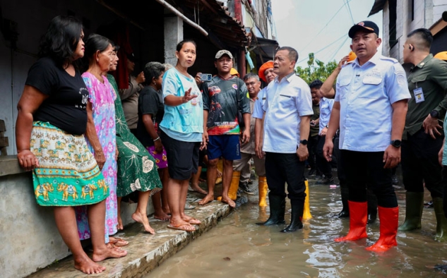 Pemprov Jateng Sigap Salurkan Bantuan untuk Korban Banjir Solo Raya