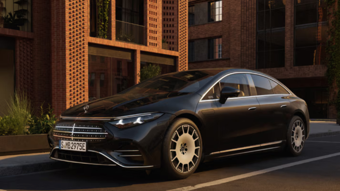 Desain Lebih Futuristik dan Fitur AI Canggih di EQS Facelift Terbaru