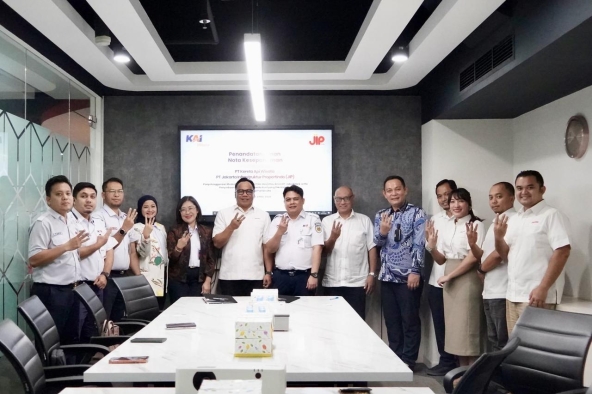 KAI Wisata-PT Jakarta Infrastruktur Propertindo Integrasikan Transportasi Wisata dan Media Periklanan di Pilar LRT Jabodebek