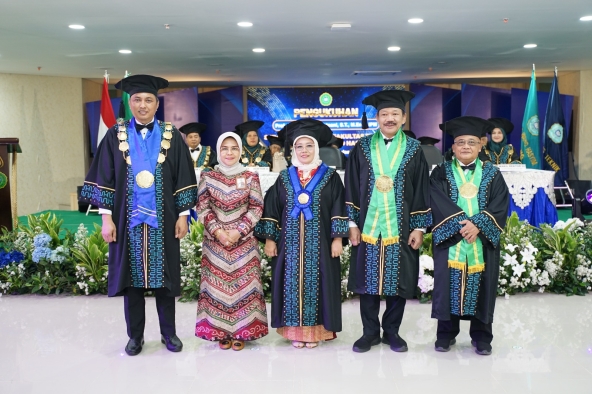 Unwahas Semarang Kukuhkan Satu Guru Besar Baru