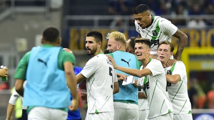 Sassuolo Bungkam AC Milan 2-0, Rossoneri Gagal Juara