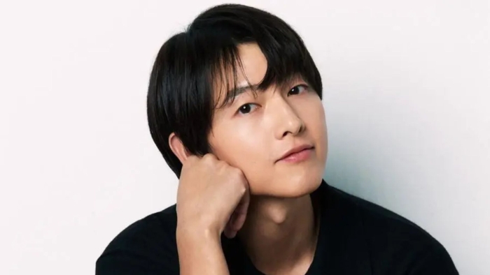 Song Joong Ki Resmi Bintangi Drama Romantis Baru KBS “Love Cloud”
