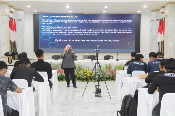 Perkuat Kompetensi Digital Personel, Humas Polda Jateng Gelar Latkatpuan Humas Bertema Creative Digital Vibes