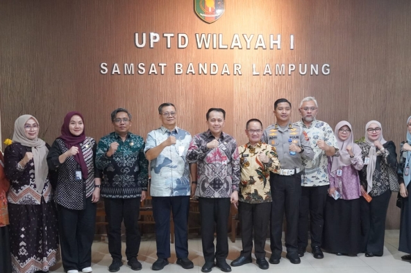 Dirops Jasa Raharja Berikan Pembinaan di Lampung dan Tinjau Samsat Rajabasa