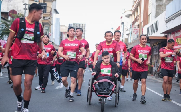 Soekarno Run 2026 Diikuti 7.500 Pelari, Gubernur Luthfi Dorong Inklusivitas