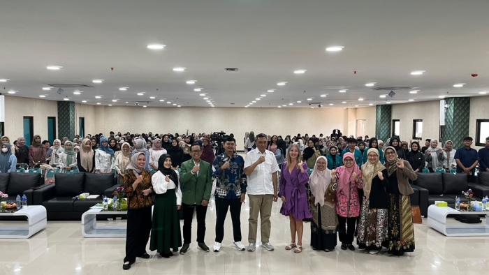 Unwahas Semarang Gelar Pharma-Speak ke-5, Bahas Inovasi Penanganan Penyakit Infeksi dari Perspektif Akademisi dan Industri