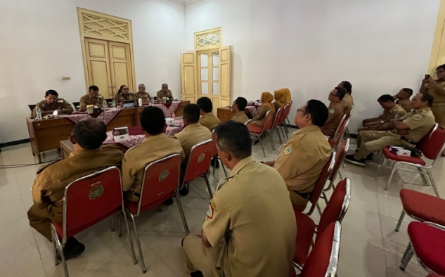 Bupati Gunungkidul Beri Mandat Integritas ke Petugas Retribusi Baru, Tegaskan "Zero Tolerance" untuk Pungli