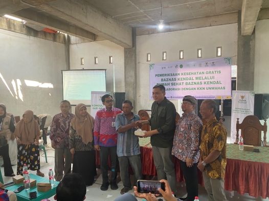 Unwahas Semarang-Baznas Kendal Gelar Pemeriksaan Kesehatan Gratis di Desa Payung
