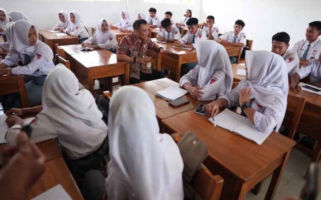 Hari Jadi ke-81 Jateng, Akses Sekolah Gratis Makin Luas