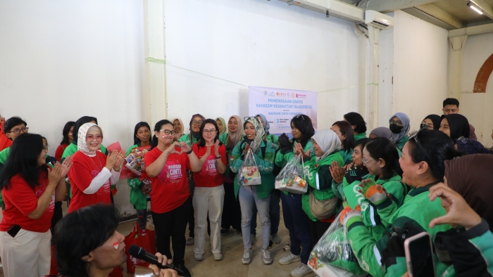 Wali Kota Semarang Agustina Gandeng Warisan Cinta Community Bantu 100 Ojol Perempuan