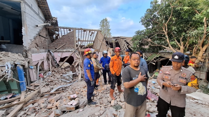 Tiga Orang Tewas usai Gedung Badminton di Brebes Roboh