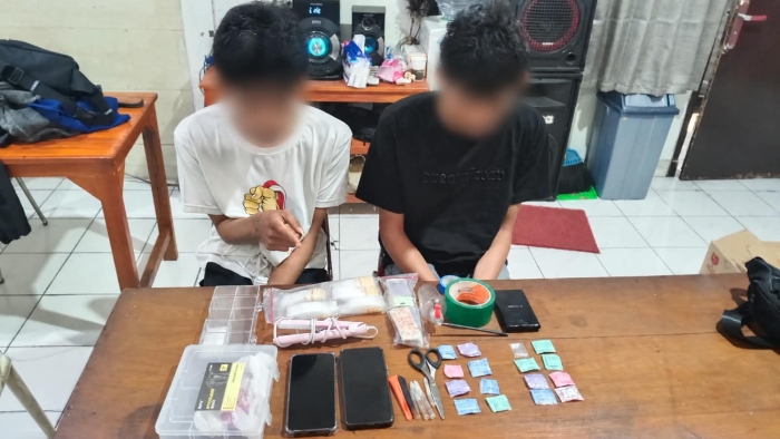 Polda Jateng Ungkap Peredaran Sabu Modus “Alamat Web”, Dua Pengedar Diamankan dan 16 Paket Disita