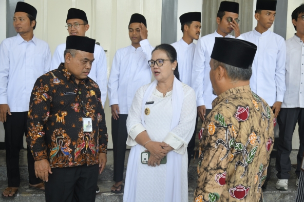 Siap Jadi Tuan Rumah, Wali Kota Semarang Agustina Wilujeng Bekali 16 Anggota Kafilah MTQ XXXI