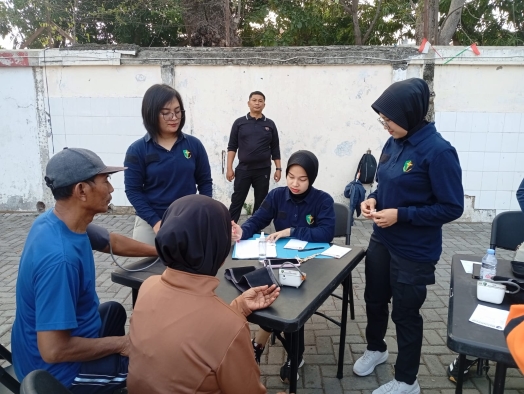 Biddokkes Polda Jateng Layani 150 Warga Cek Kesehatan Gratis di Lapangan Sidodadi Semarang