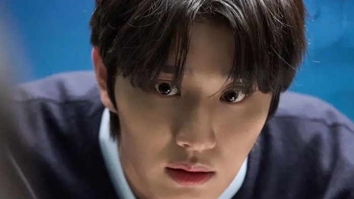 Kim Jae Won Jadi Pelamar Penuh Rahasia di Film Final Interview