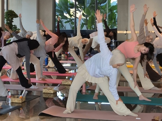 Nusatu dan Candi Golf Kolaborasikan Yoga Experience Lewat “Rooted In Wellness”